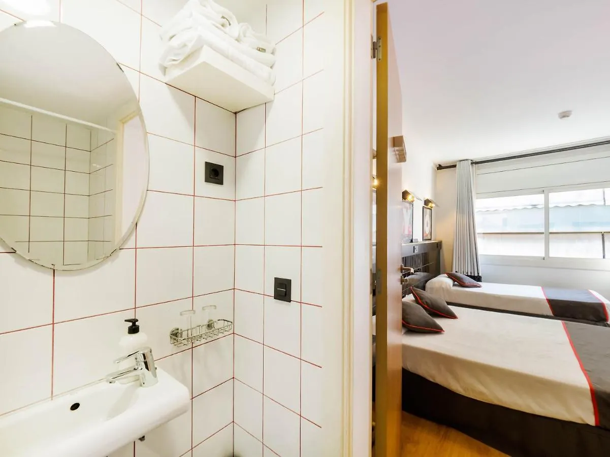 Guest house Hostal Athenas Sant Adria de Besos Spain