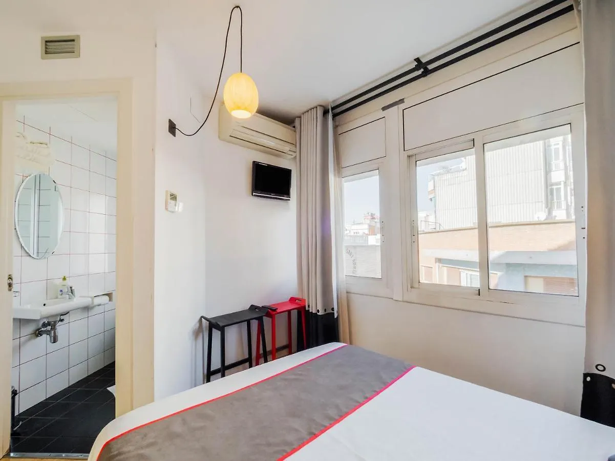 Guest house Hostal Athenas Sant Adria de Besos Spain